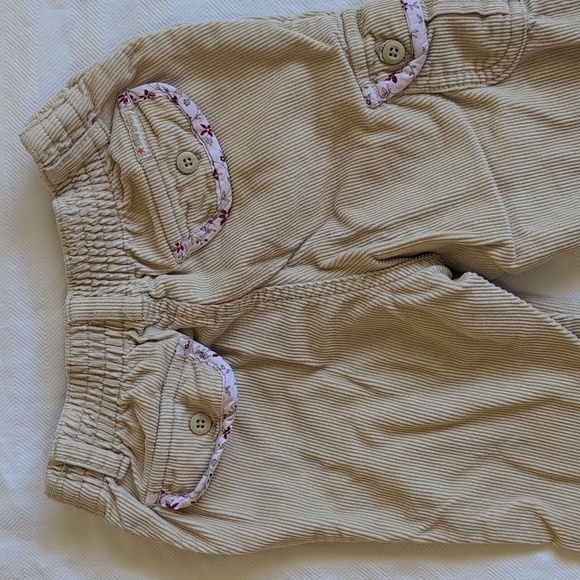 old navy beige cotton corduroy cargo pants with floral trim 2T toddler girls - Picture 6 of 11